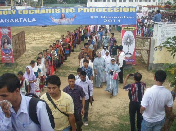 Eucharistic Procession enthrals Tripura’s Capital City Eucharistic Procession enthrals Tripura’s Capital City
